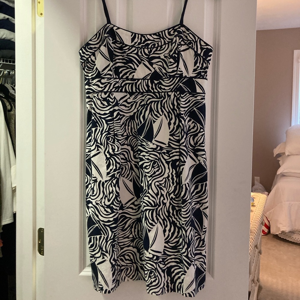 Vineyard vines patterned dress